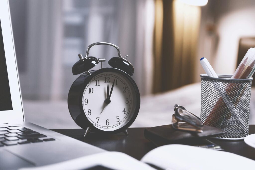 An image of an alarm clock representing my autistic fear of being late.